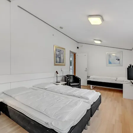 Awesome In Henne With Wifi And 1 Bedrooms Lejlighed *